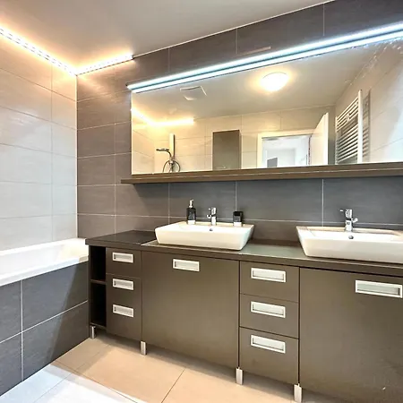 아파트 Utulny Apartman Campus 브르노